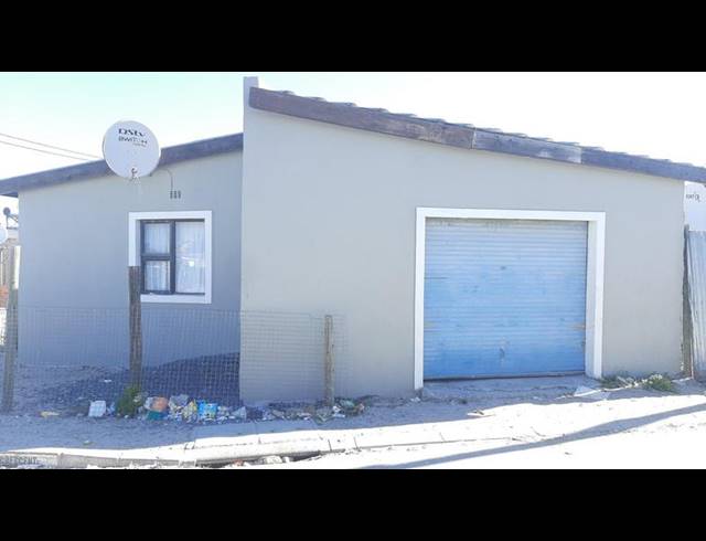 2 BEDROOM HOUSE FOR SALE IN BLACKHEATH INDUSTRIAL